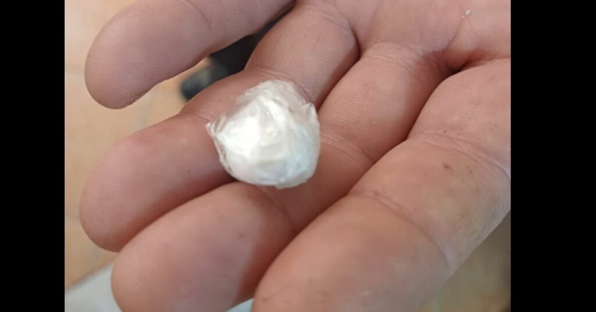 Tentoi t i kalonte një të paraburgosuri drogë  në pranga efektivi në Durrës  kontrolle  blic  edhe në Burgun e Fierit