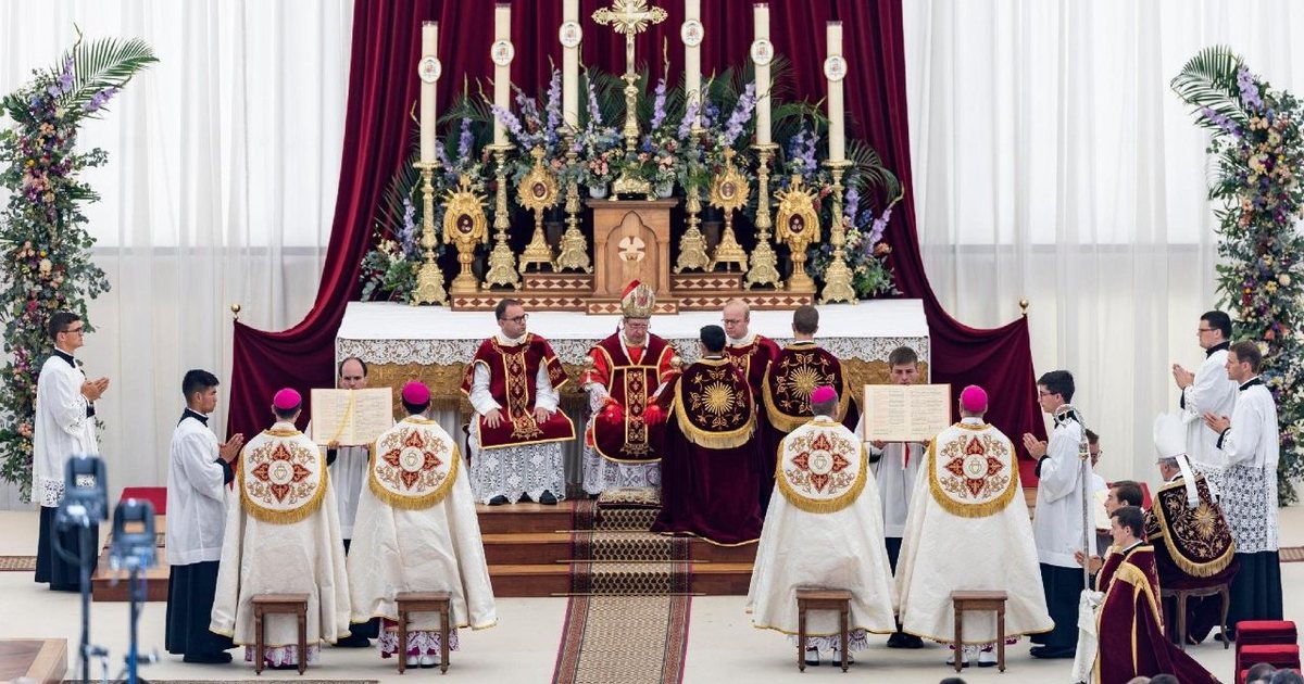 Çfarë janë Lefebvistët  Skizma ultrakonservatore që po sfidon Papa Leonin XIV