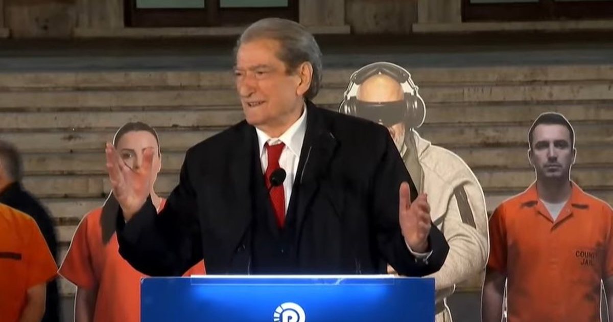 Berisha kërcënon oficeren e policisë  Do të gjejmë se kush je