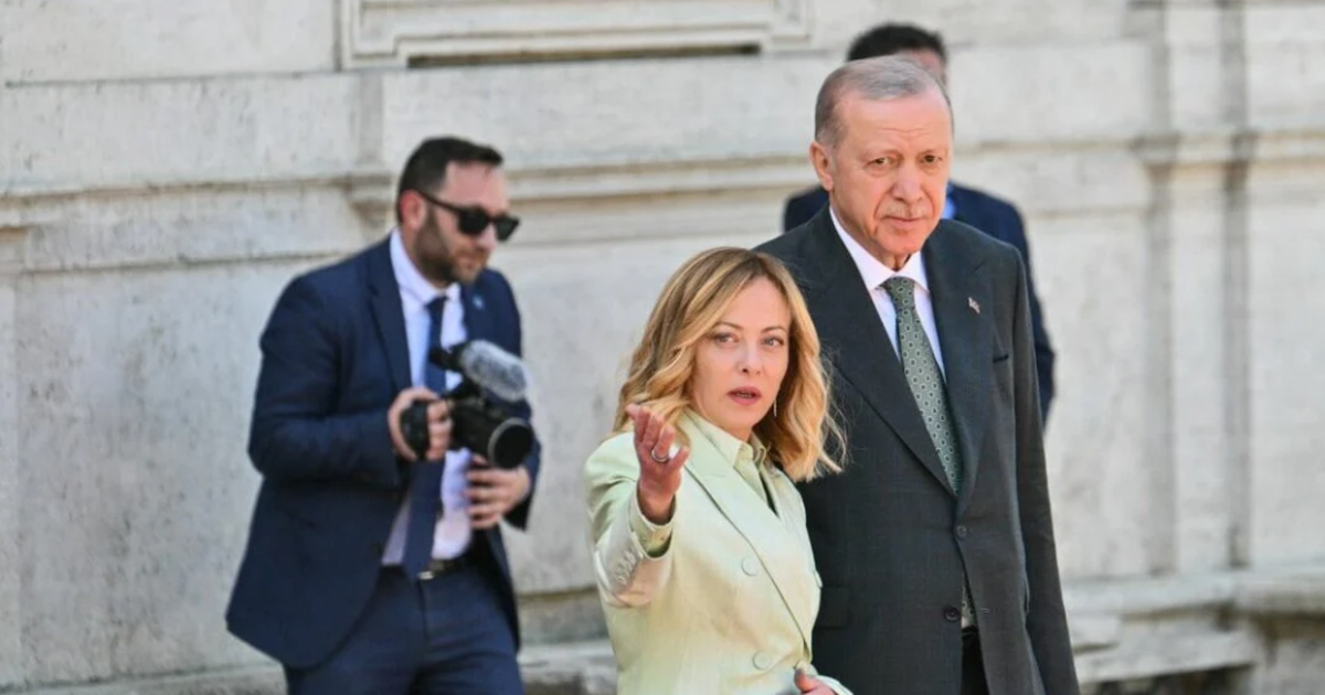 Ndikimi i Erdogan në Shqipëri shqetëson Italinë  Sfida gjeopolitike mes Romës dhe Ankarasë