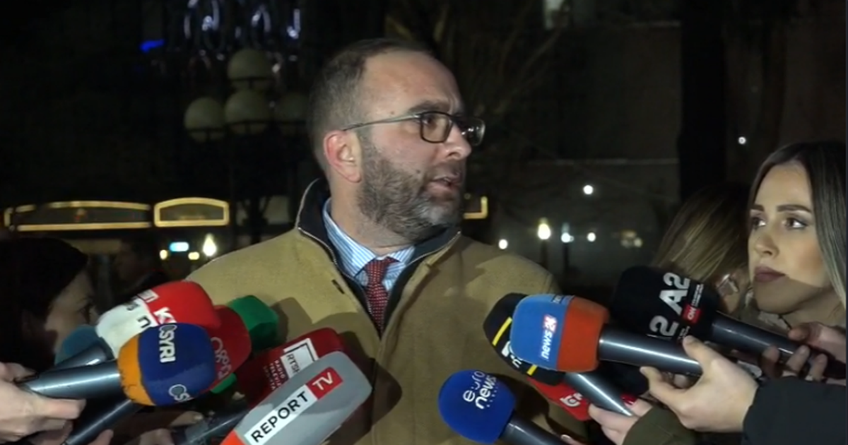  Kuvendi  bunker i të korruptuarve   Bardhi  Të dorëzojnë Ballukun