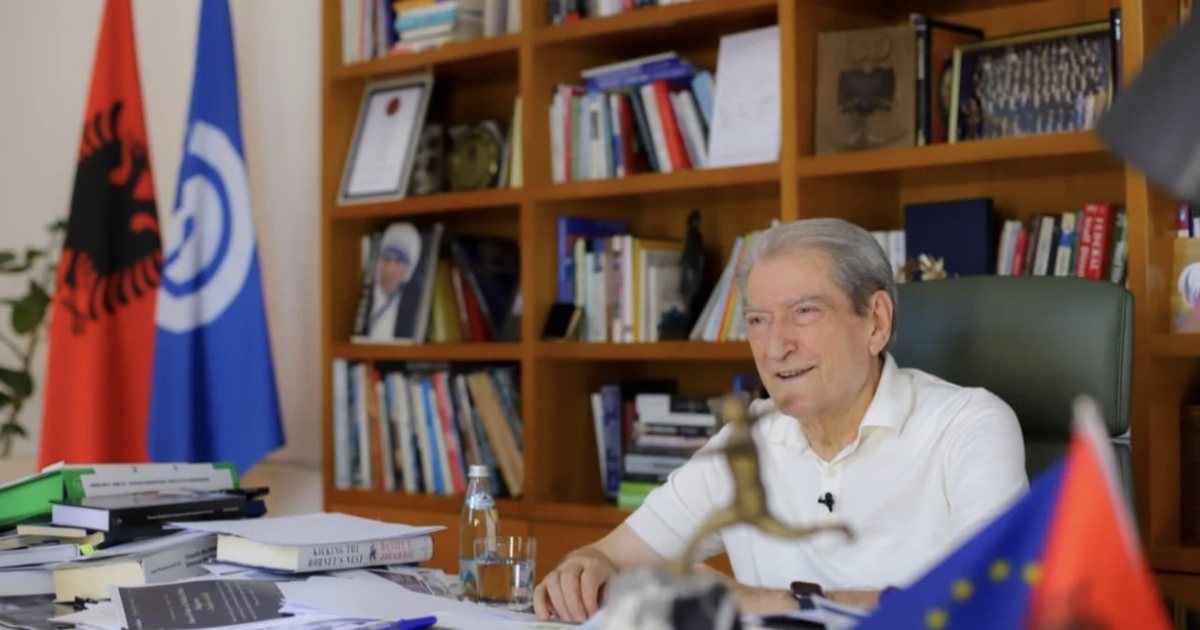 berisha-protestuesit-qe-kerkojne-burgosjen-time-paguhen-nga-soros