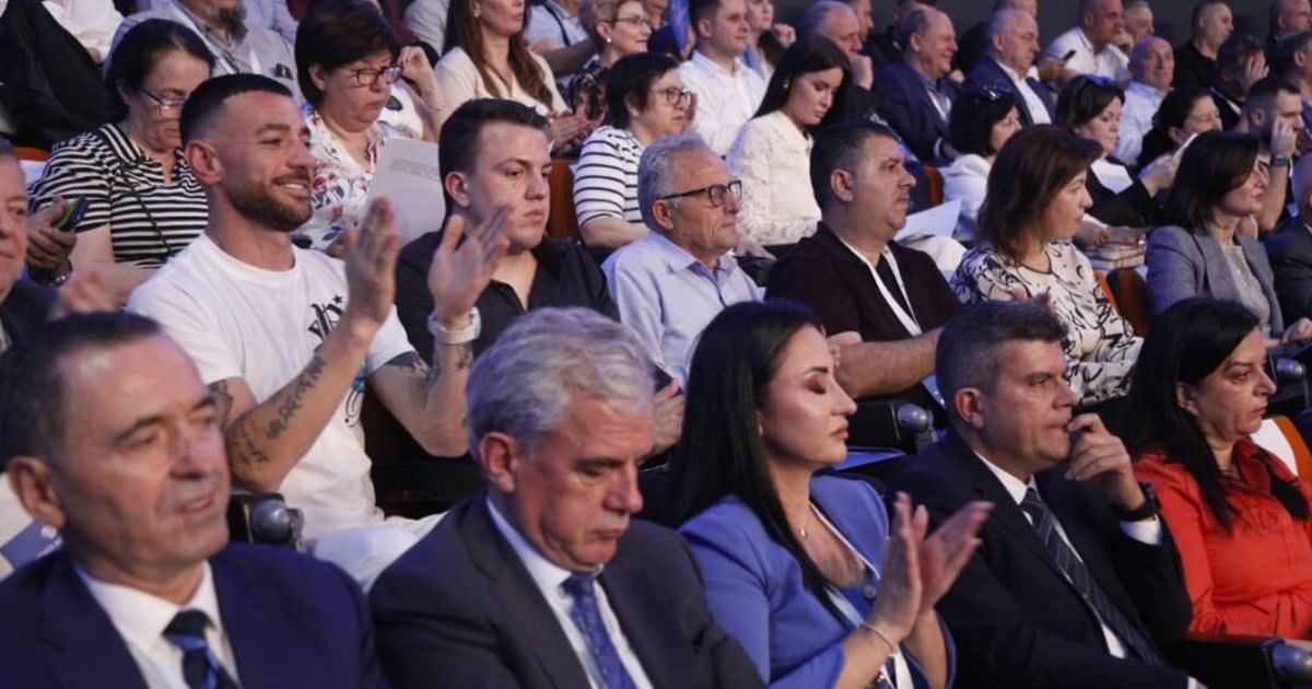Nga Stresi te djali i Azem Hajdarit  Lista fituese  Ja kush do jenë anëtarët e Këshillit Kombëtar të PD 