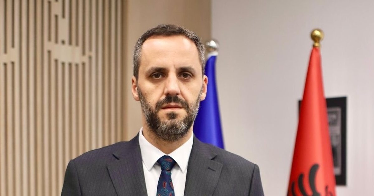  E pavërtetë    Lamallari hedh poshtë akuzat për rrahjen e protestuesit me epilepsi nga policia  nis verifikimi nga AMP