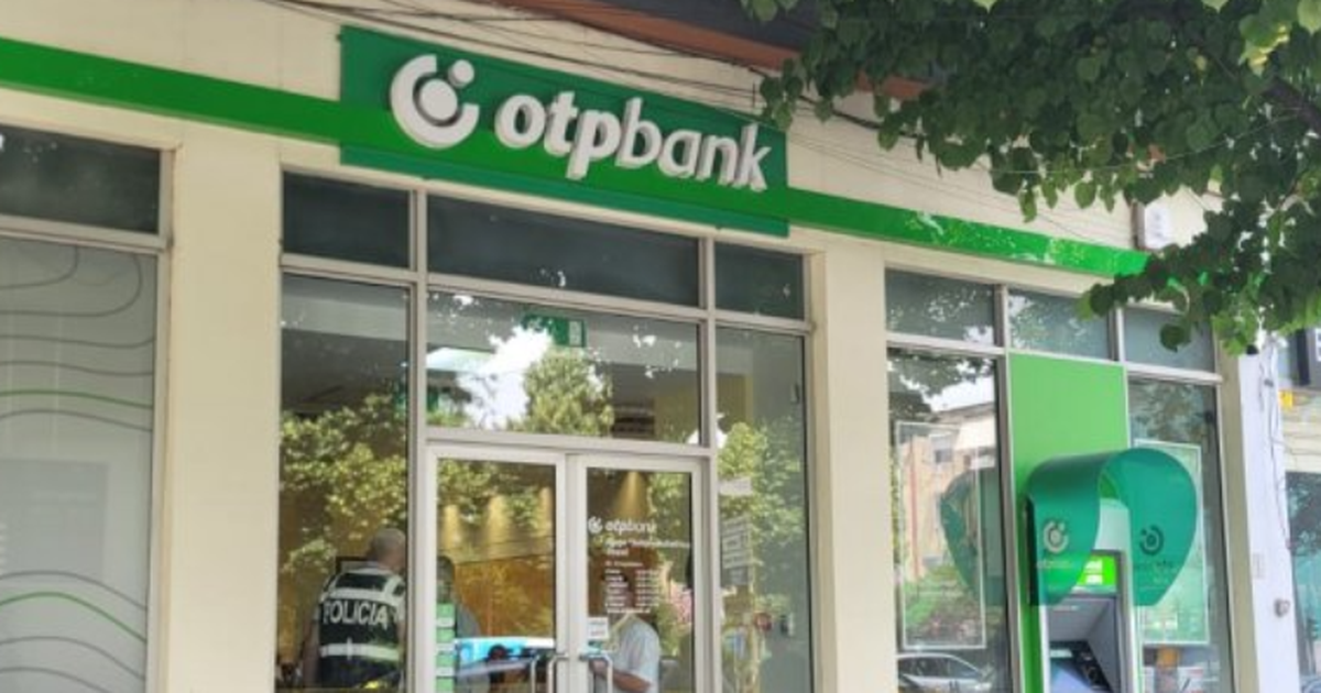 Detaje të reja nga grabitja e bankës OTP në Tiranë  Autori ndoqi qytetaren deri te arka  ja sa para i mori nga dora 