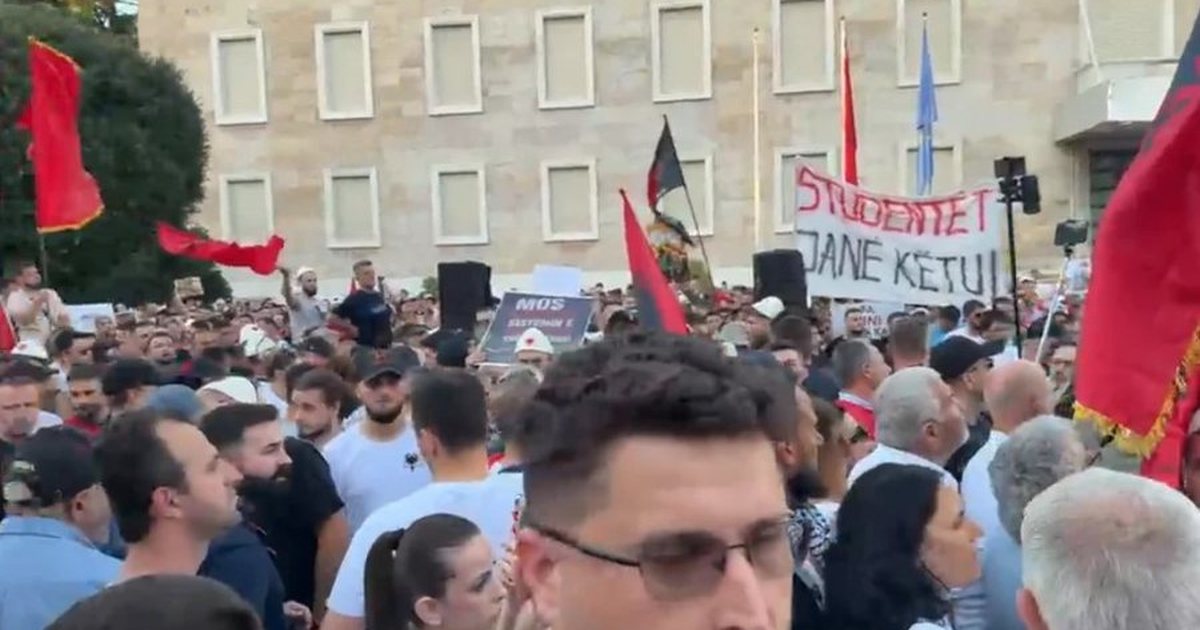 Dita e 18 e protestave para Kryeministrisë  e nisin të moshuarit