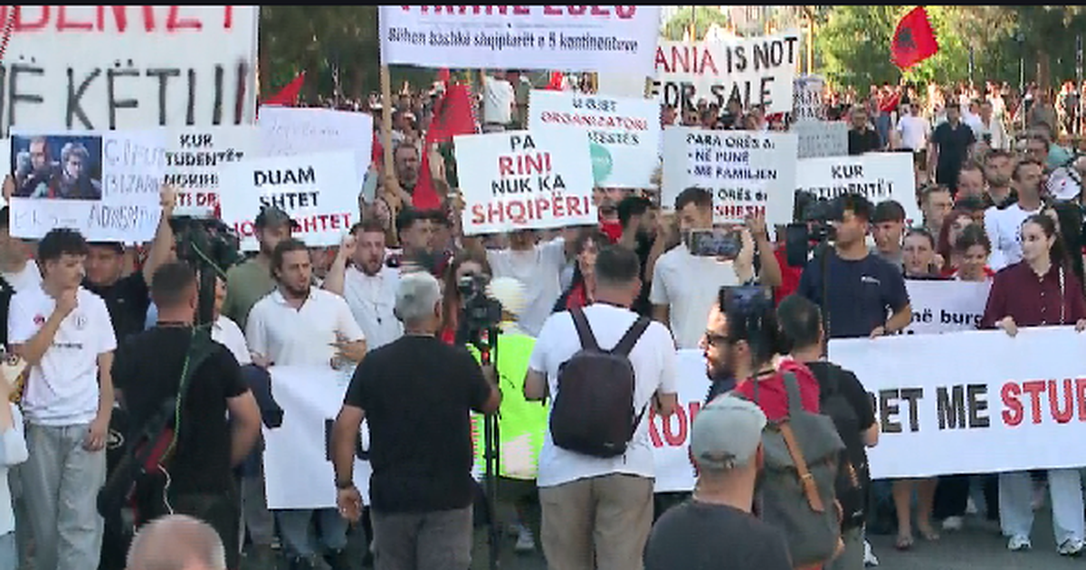 Nis protesta e 11 të qytetare në Tiranë