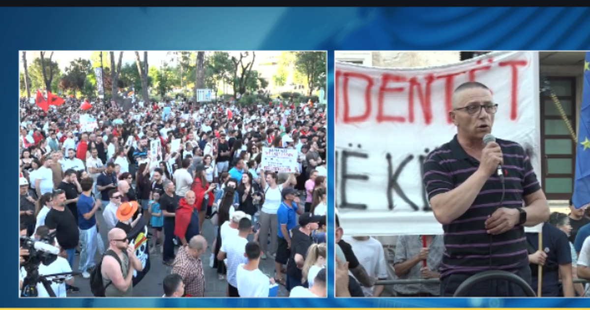 Qytetarët  protestë para Kryeministrisë  Meçollari  Porti i Durrësit krim shtetëror  Rama kërcënim për sigurinë e aleatëve dhe NATO s