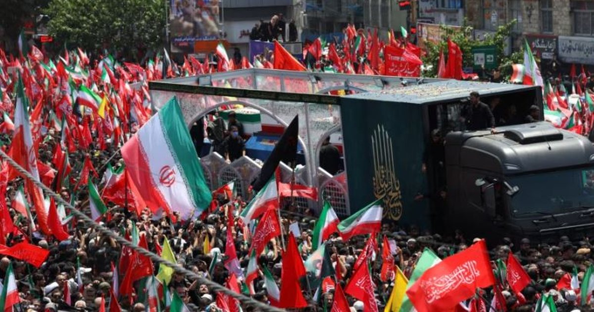 Edhe me BE  edhe me SHBA  edhe me    Iranin  Serbia merr pjesë në ceremoninë mortore të Ali Khameneit