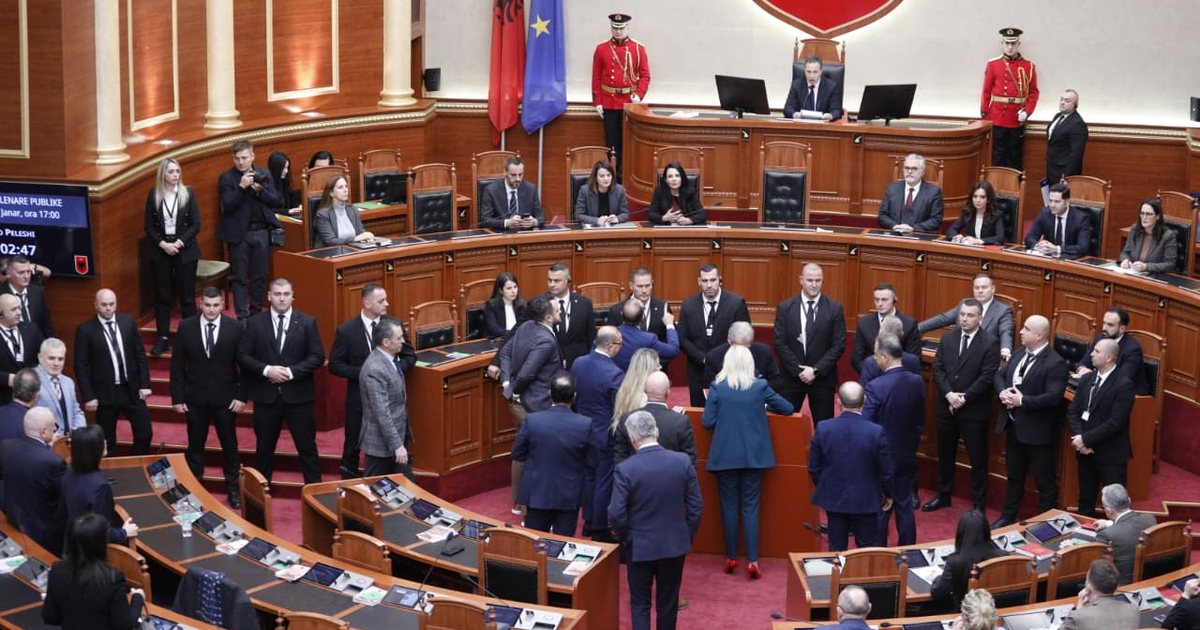  Turp  turp  Balluku duhet të ishte në burg   nis me debate të forta sesioni i ri parlamentar