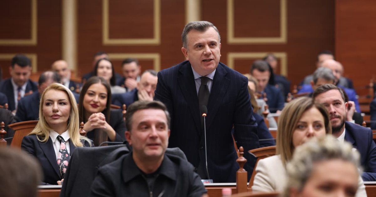  Të gjitha qyqet nisën të shajnë SHBA për ftesën e Trump   Balla ultimatum demokratëve për komisionet  Zero kohë për të humbur me ju