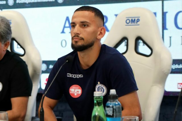 E TRISHTË/ Ndahet nga jeta nëna e futbollistit të