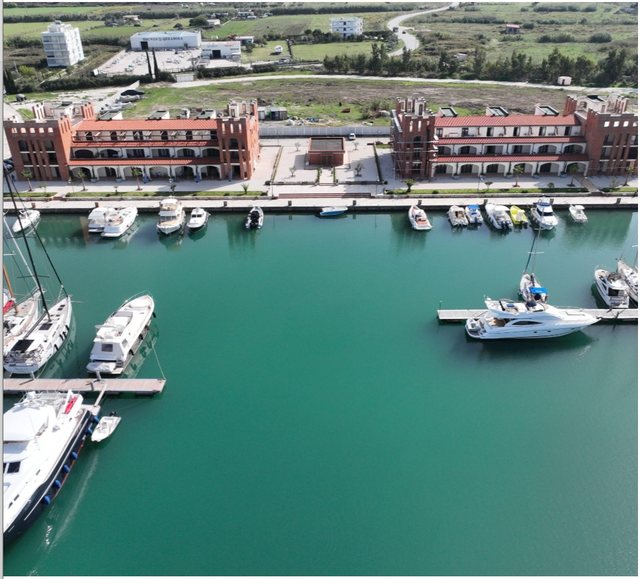 22 KULLA deri 15 KATE/ Si u tjetërsua Marina Orikum: Nga italianët, te