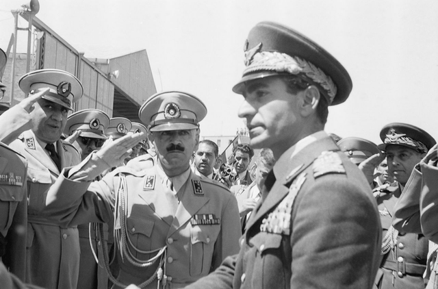 Naftë, grusht shteti dhe hakmarrje: Si nisi armiqësia SHBA-Iran