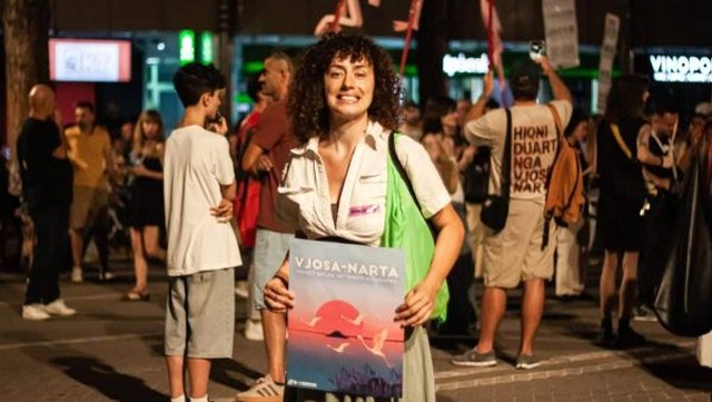 Fytyrat e protestës: Njihuni me shqiptarët që protestojnë