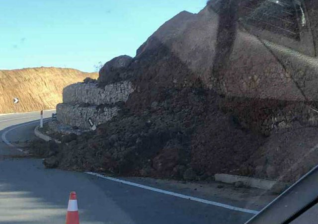 Pamje SKANDALOZE nga aksi Qukës-Qafë Plloçë/ U