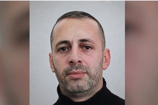“Thuaj Eneas që t’i tregojnë një apartament