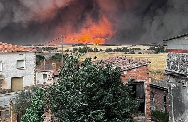 Kontrast dramatik moti në Gjermani: Temperatura deri në 40 gradë,