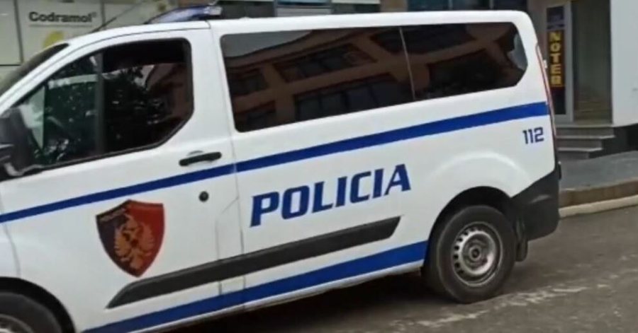 Qëlloi me armë zjarri ndaj një 39-vjeçari, Policia shpall