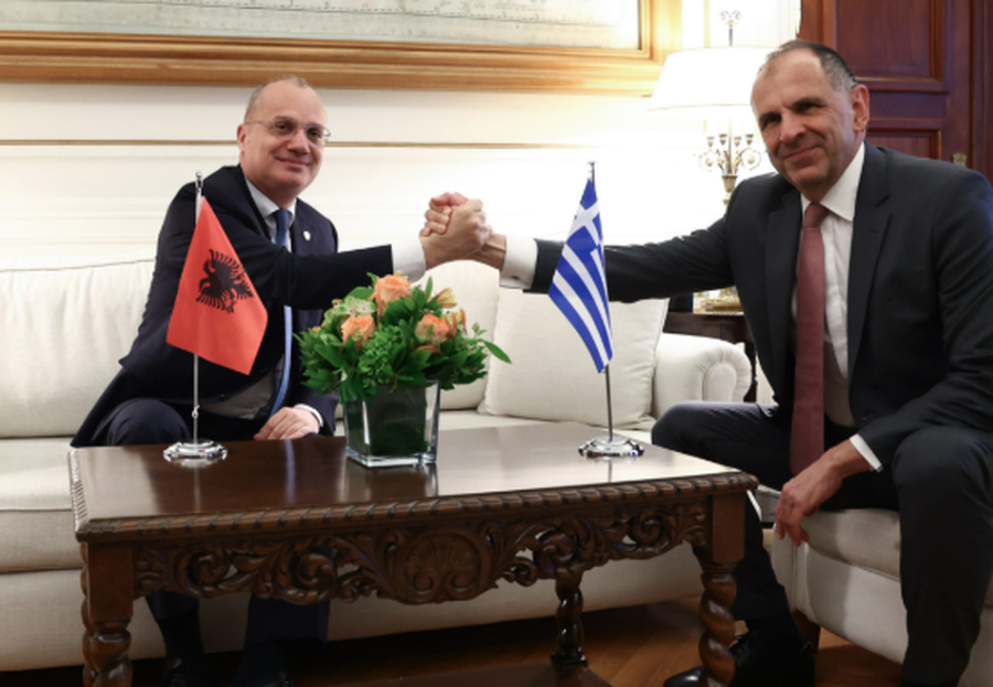 Ministri i Jashtëm grek zbulon origjinën e Hasanit: Flet gjuhën