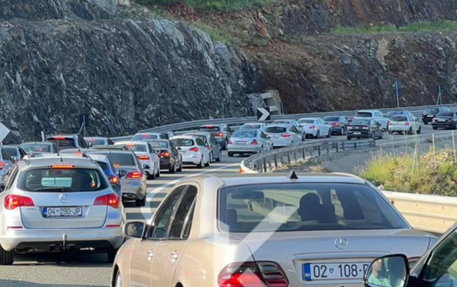 Ndeshja historike me Serbinë! Fluks dhe radhë kilometrike në