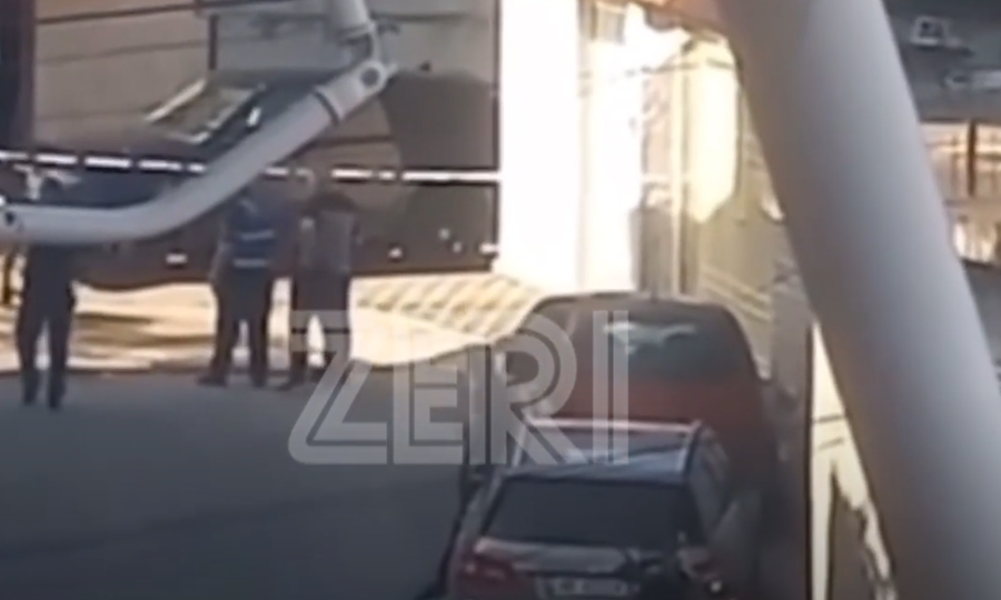 Sherr në Allias, 38-vjeçari qëllon me armë zjarri fqinjin
