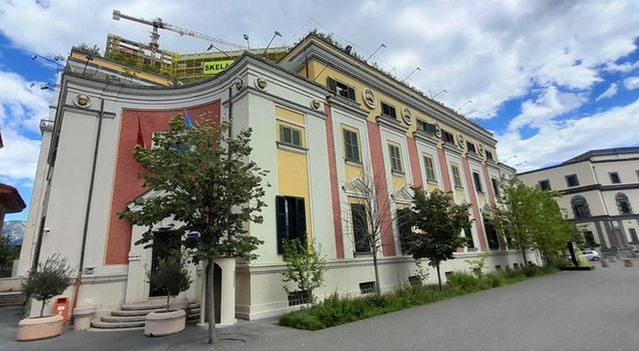 Bashkia e Tiranës dha leje për ndërtime me vlerë 1.8
