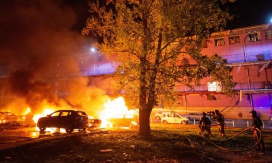 Sulme ajrore ruse në Kiev dhe Odessa/ Bombardohet edhe një spital,