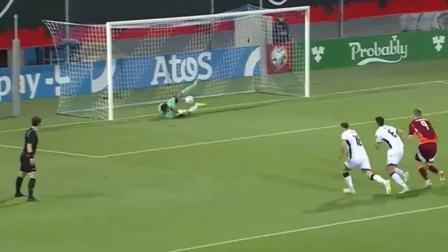 Sfida Shqipëri-Letoni/ Përfundon pjesa e parë 1-1, Manaj shlyen