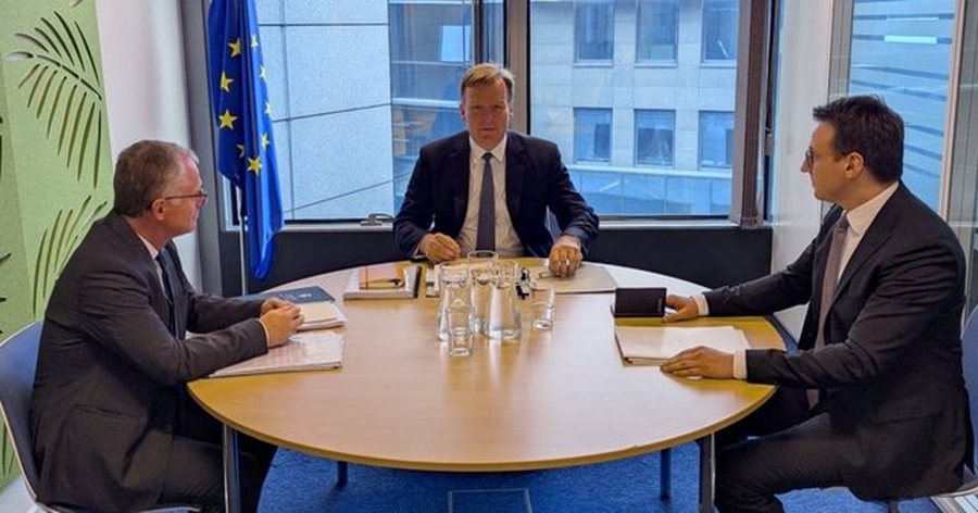 Analiza: A ka qeveria në detyrë e Kosovës legjitimitet për