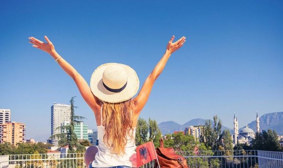 Paketat turistike, sa “kushton” Shqipëria