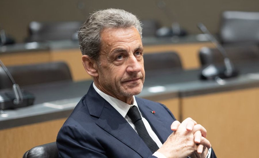 Nicolas Sarkozy i hiqet medalja e 'Legjionit të Nderit', shkak