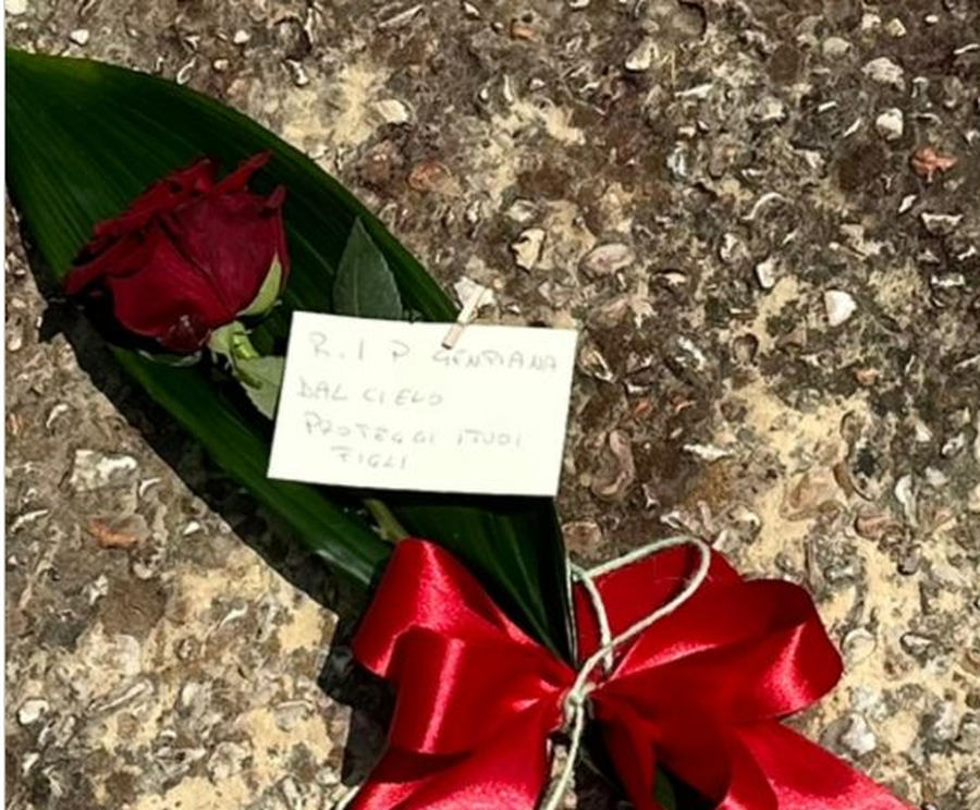 FOTO-Homazhe për shqiptaren që u vra nga ish-bashkëshorti,