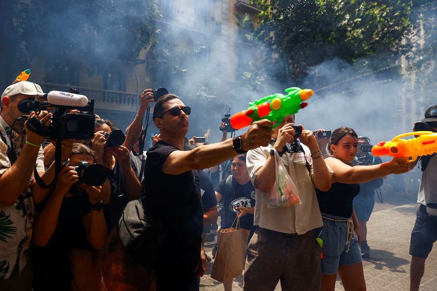 Protesta në Barcelonë kundër turizmit, qytetarët