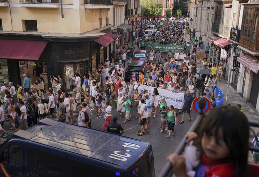 Protesta në Barcelonë kundër turizmit, qytetarët