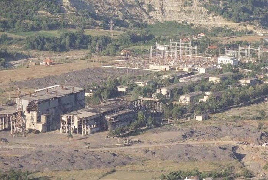 Nis çmontimi Uzinës së Bakrit në Rubik! Pajisjet dhe