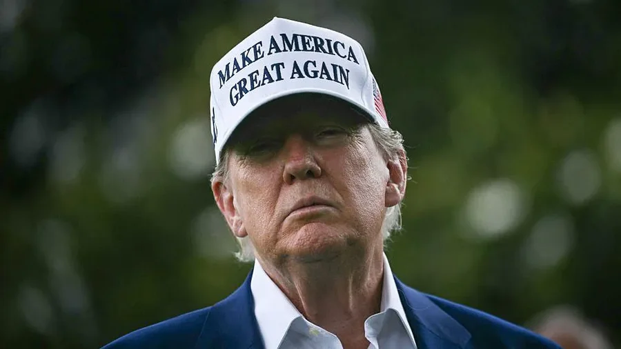 Trump miraton planin për sulmin ndaj Iranit