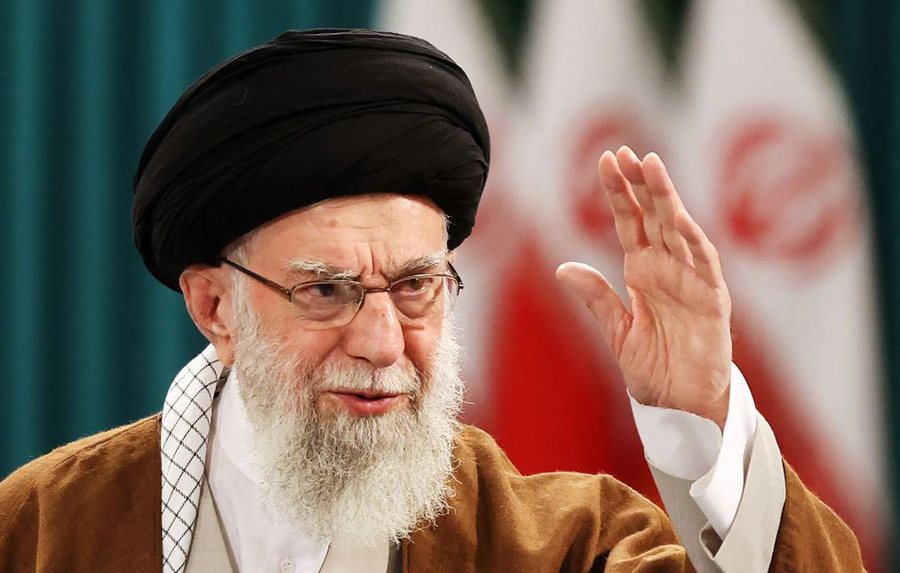 NYT: Komunikimi me Khamenein është i vështirë, mesazhet i