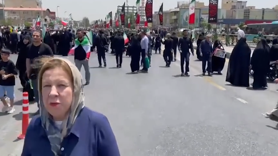 Irani mban funeralin shtetëror për udhëheqësit