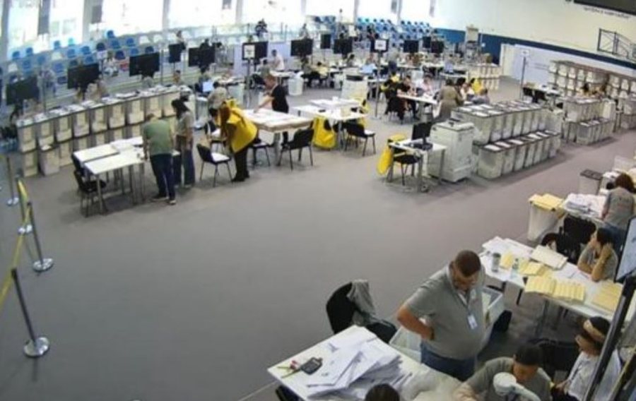 Mbyllet rinumërimi! PD humb 18 vota në Durrës, s'ka