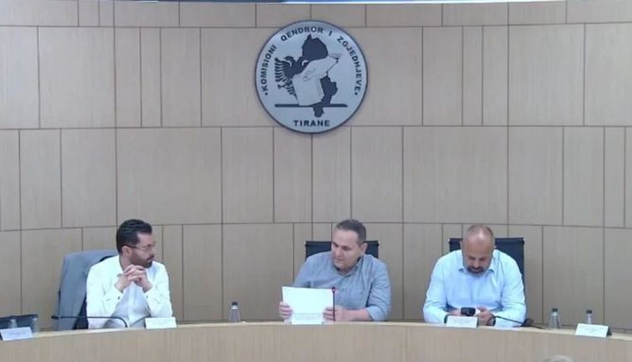 Rinumërimi u mbyll/ KAS vendos sot 'fatin' e zgjedhjeve në