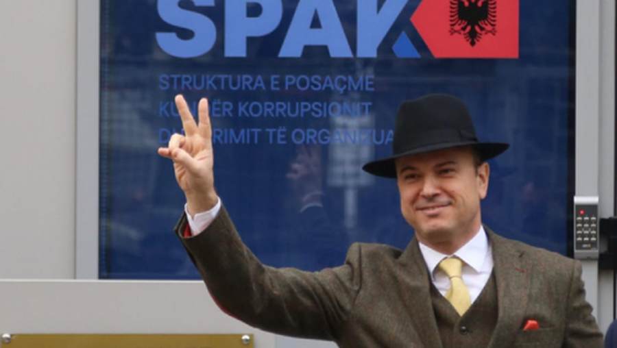 'Partizani'! Lirohet dhëndri i Sali Berishës, Jamarbër