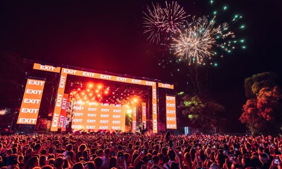 Festivali EXIT: Simboli i Novi Sadit drejt largimit nga Serbia?