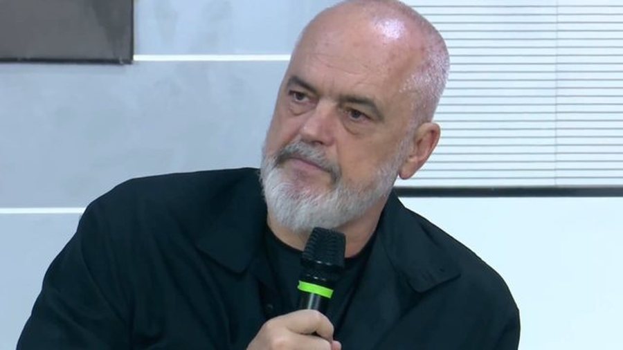 Rama u p&euml;rgjigjet 5 k&euml;rkesave t&euml; protestuesve: Ja dhash&euml;