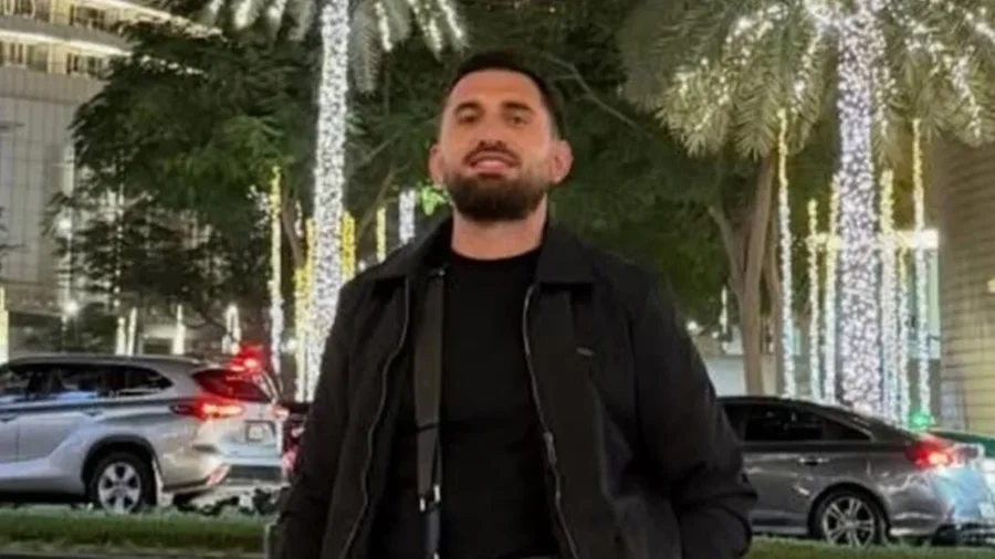 5 dit&euml; 'pa nam e nishan'! Eglant Ko&ccedil;i u rr&euml;mbye dhe u