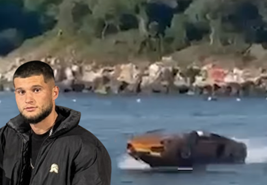 PAMJET- Jet ski 'Lamborghini' p&euml;rplaset me skafin e