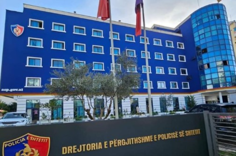 Rokad&euml; n&euml; Policin&euml; e Shtetit! Em&euml;rohen shefa t&euml; rinj