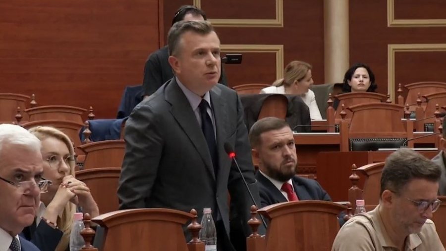 Aksidenti tragjik ne autistraden Tiran&euml;-Durr&euml;s, nd&euml;rpritet seanca