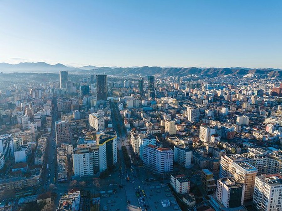 Apartamentet n&euml; kullat e Tiran&euml;s arrijn&euml; deri n&euml; 1 mln euro,