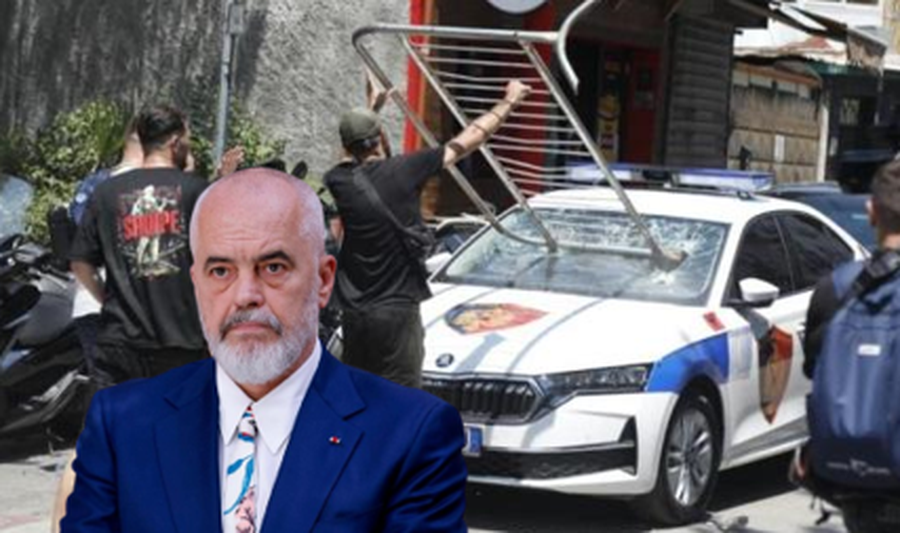 Protesta para Kuvendit! Rama: Dhuna, e vetmja gj&euml; q&euml; mund t&euml;